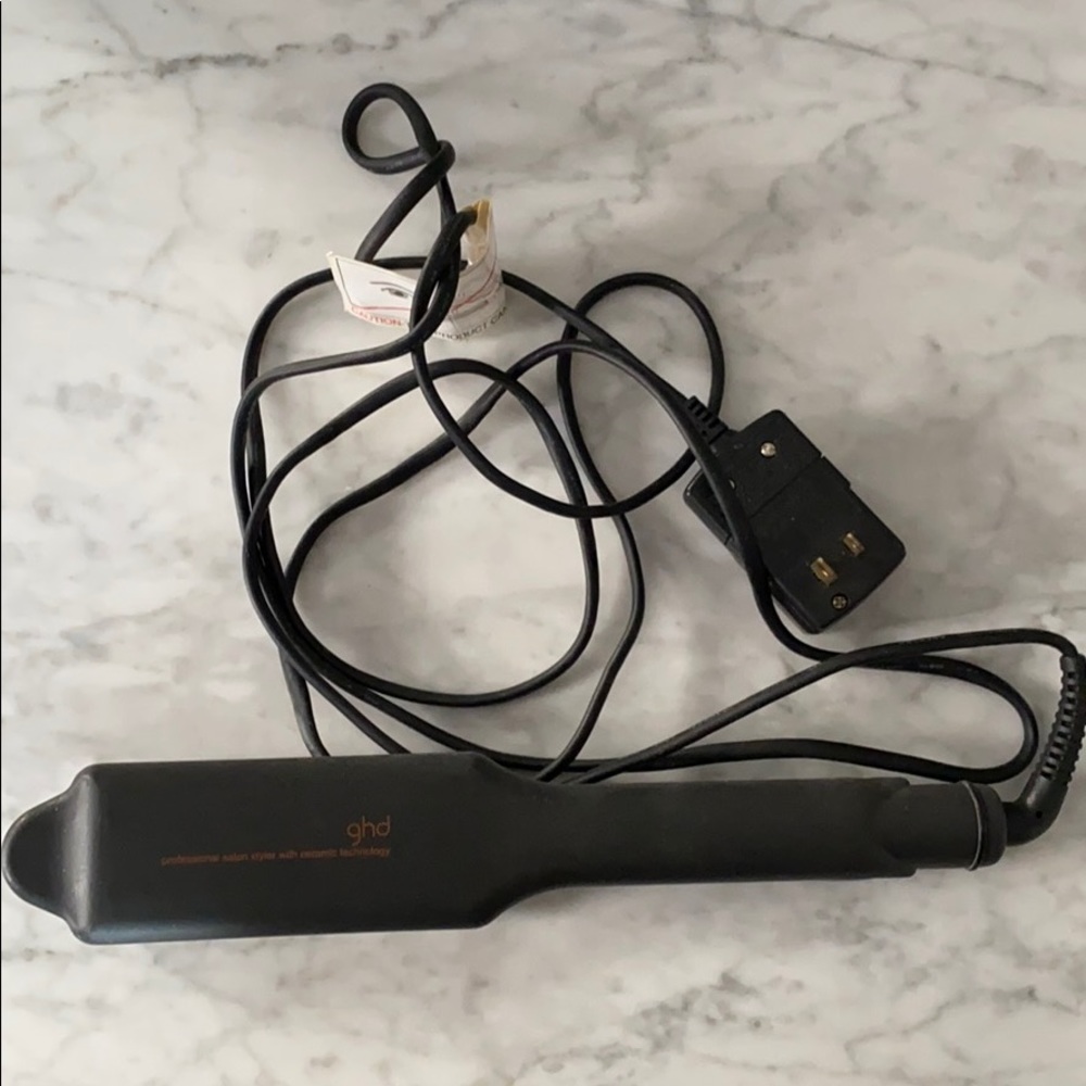 GHD flat iron hair straightener 1.5”